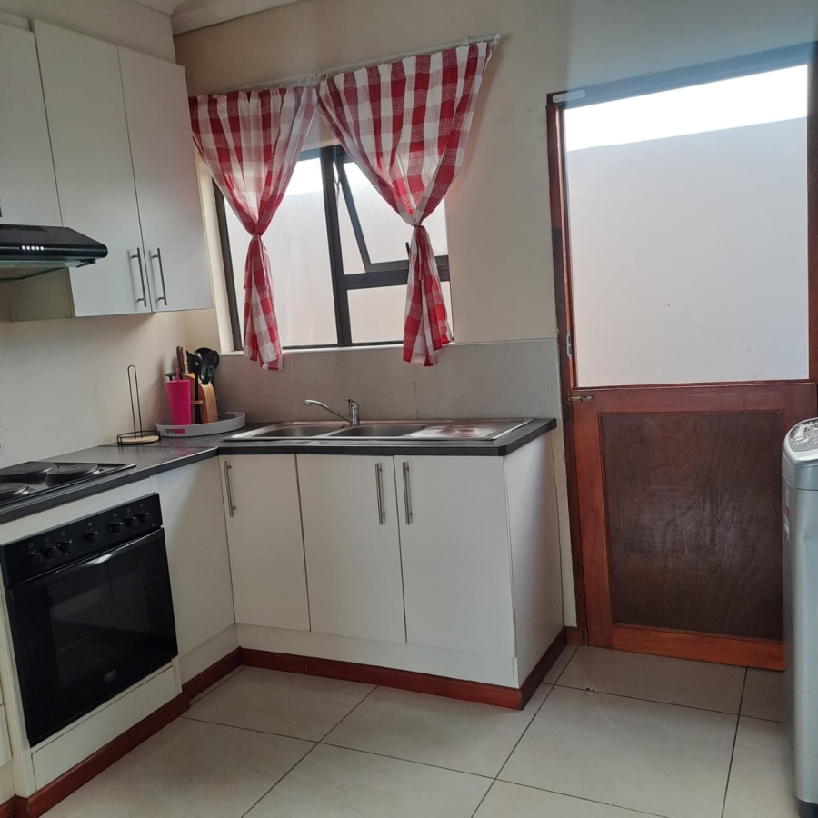 2 Bedroom Property for Sale in Graceland Eastern Cape